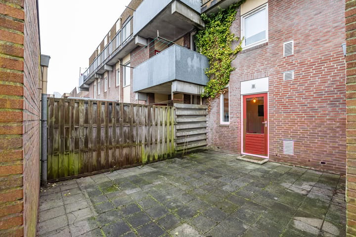 Foto 24 van Bedumerstraat 6