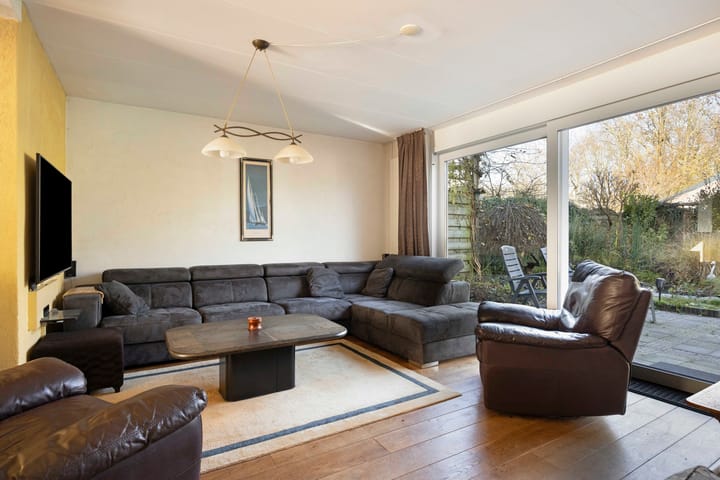 Foto 13 van Schoolstraat 60