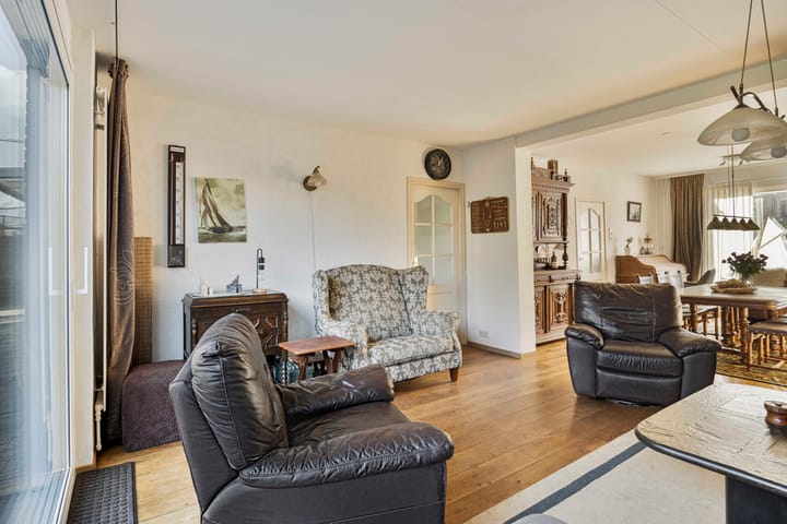 Foto 15 van Schoolstraat 60