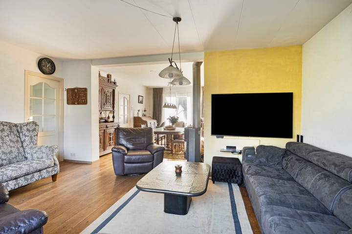 Foto 16 van Schoolstraat 60