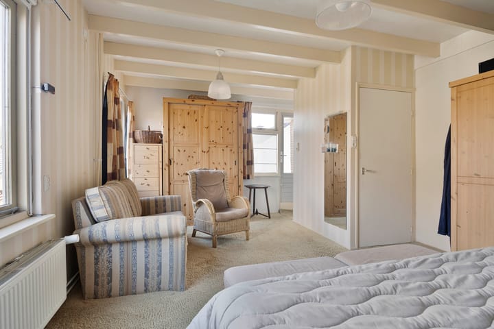 Foto 28 van Schoolstraat 60