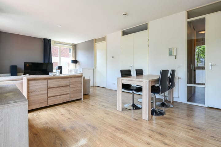 Foto 9 van Duiker 47