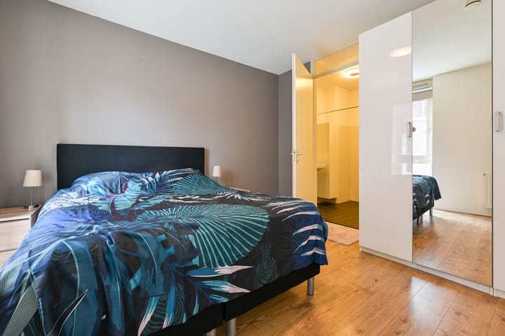 Foto 19 van Duiker 47