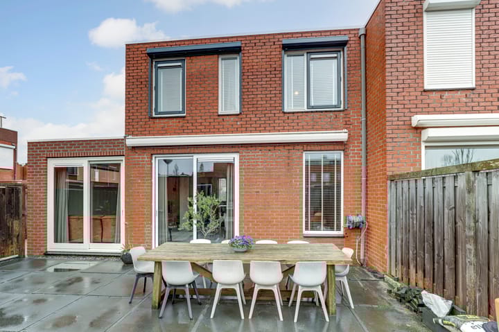 Foto 38 van Meidoornhof 26