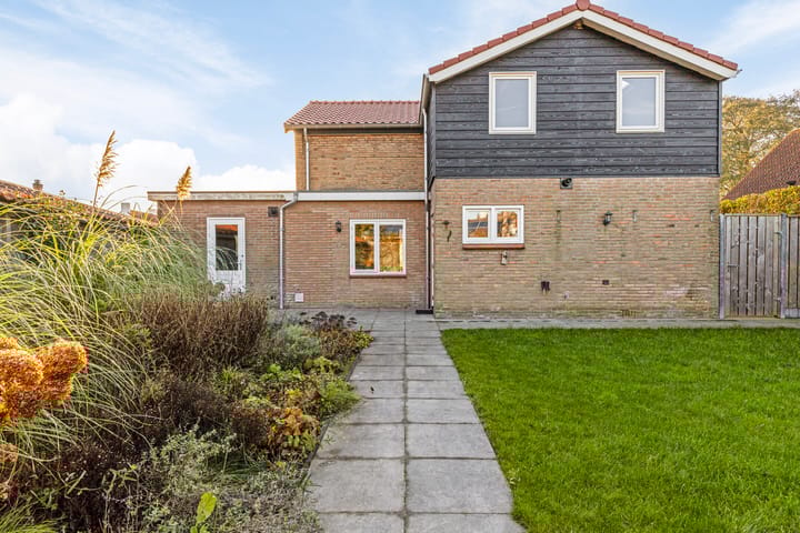 Foto 45 van Beatrixstraat 2