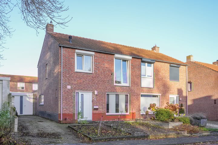 Foto 1 van Böblingenstraat 3