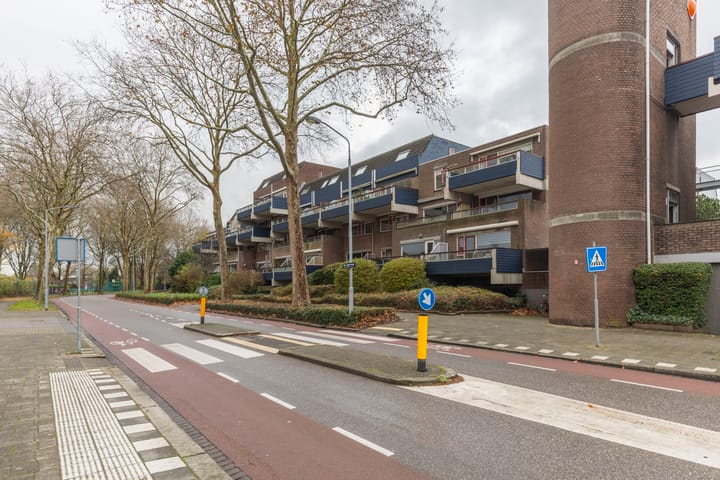 Foto 33 van Doornenburg 32