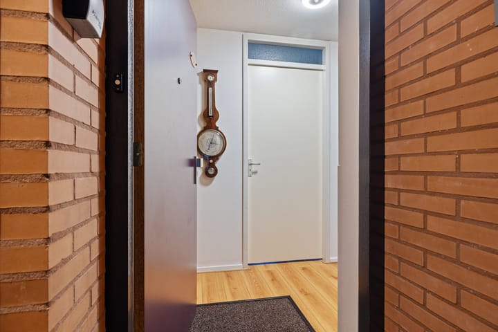 Foto 9 van Pieter Sipmawei 39