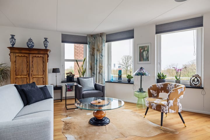 Foto 11 van Pieter Sipmawei 39