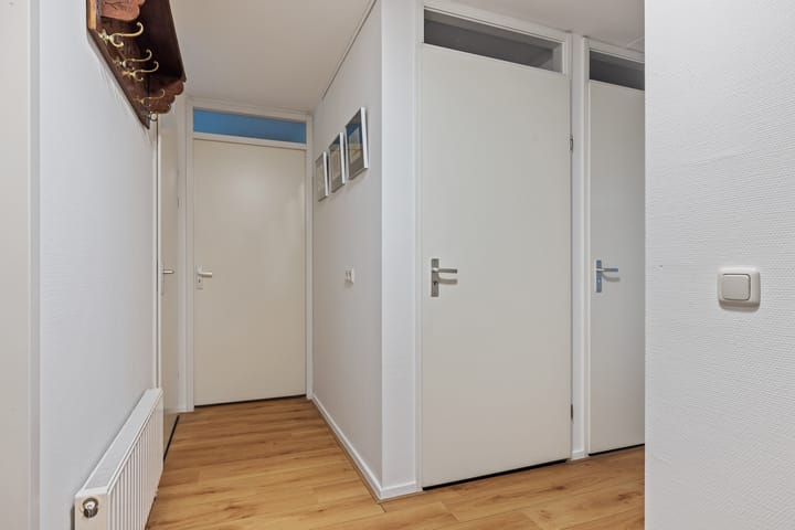 Foto 17 van Pieter Sipmawei 39