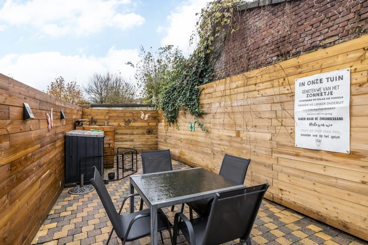 Foto 30 van Servatiusstraat 8