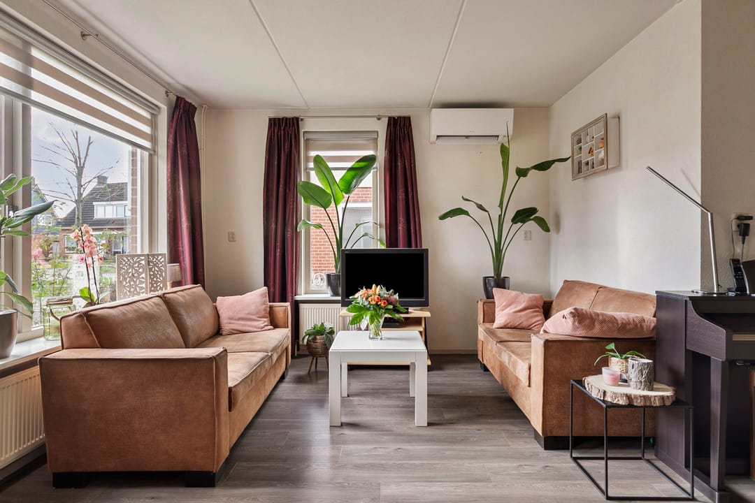 Foto 2 van Leeuwerik 31