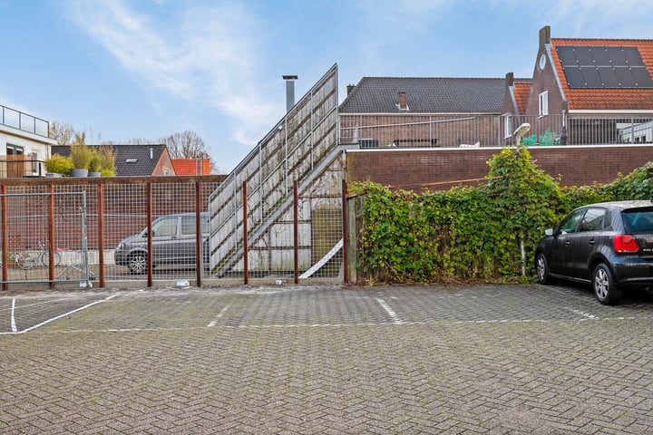 View photo 15 of Pothstraat 33