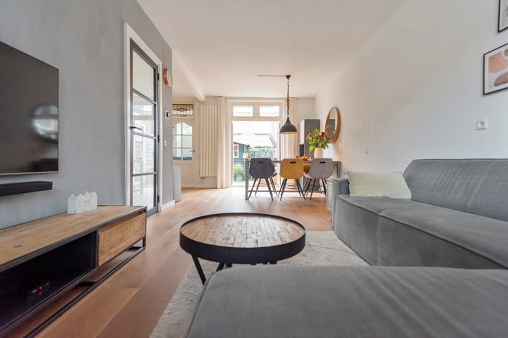 Foto 8 van Djambistraat 20