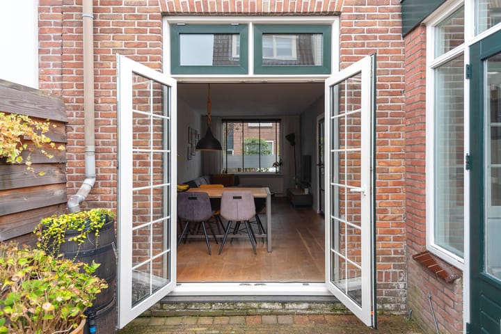 Foto 22 van Djambistraat 20