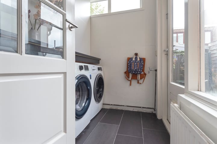 Foto 24 van Djambistraat 20