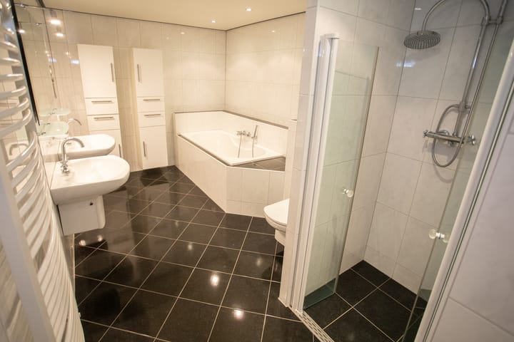 Foto 21 van Grotestraat 128-21