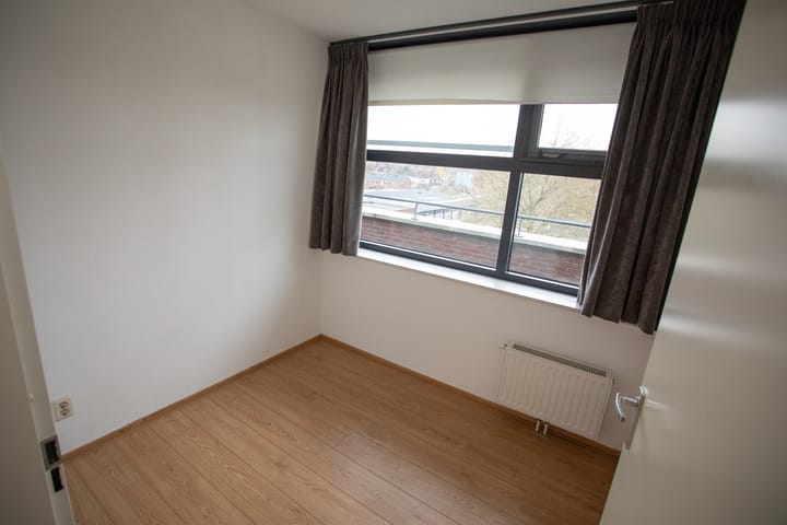 Foto 26 van Grotestraat 128-21