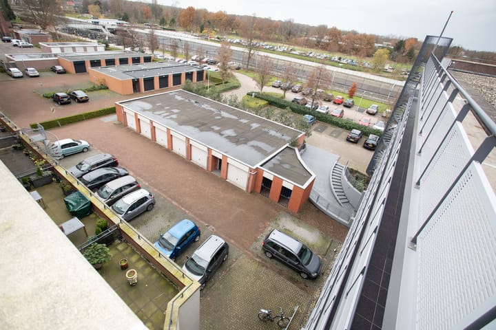 Foto 44 van Grotestraat 128-21