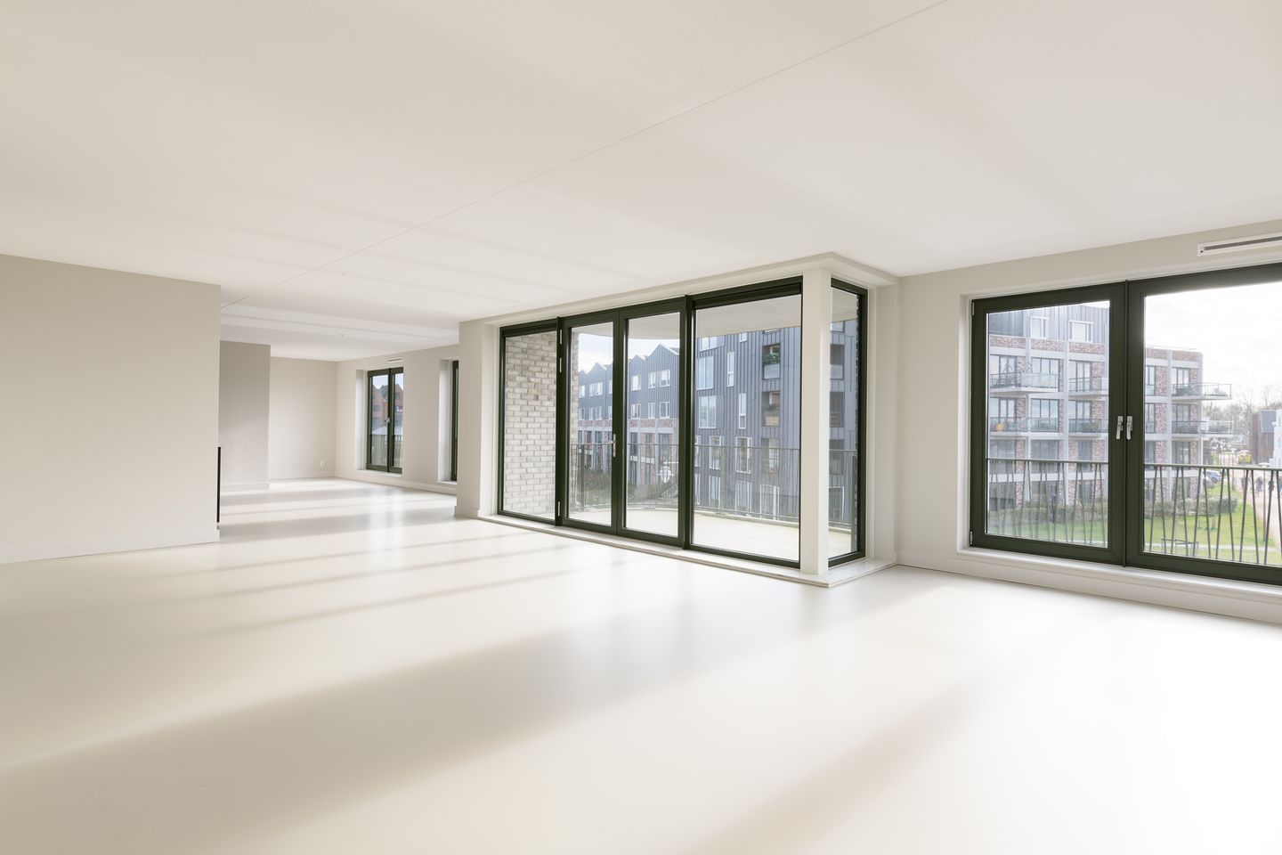 Foto 4 van Waadse Poldergracht 13