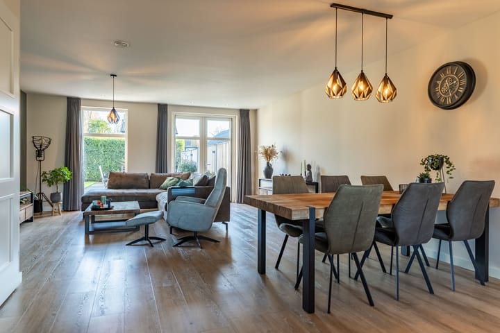 Photo 10 of Spitter 22