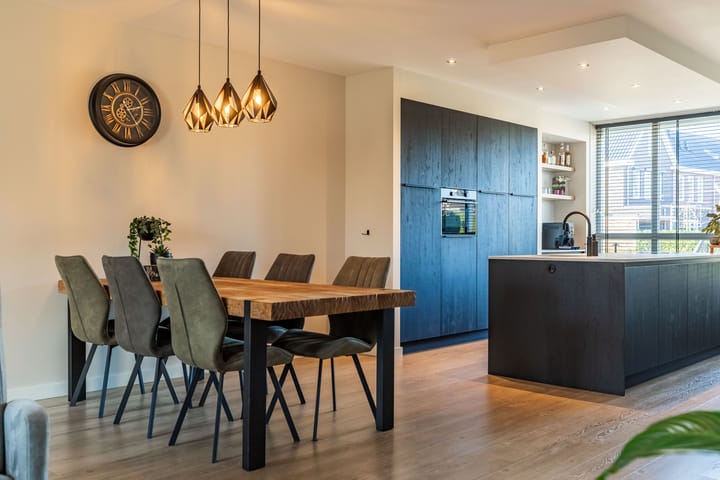 Photo 14 of Spitter 22