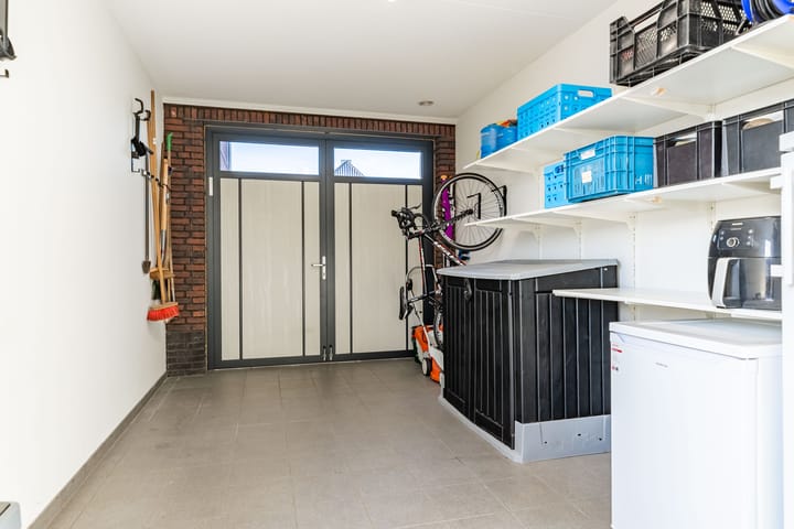 Photo 20 of Spitter 22