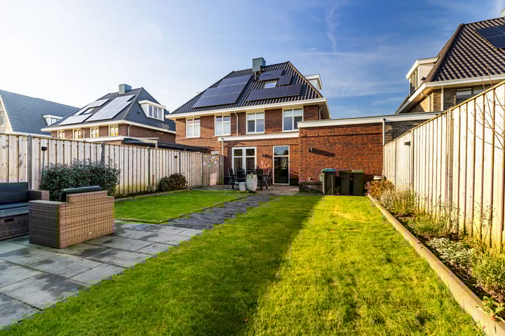 Photo 37 of Spitter 22