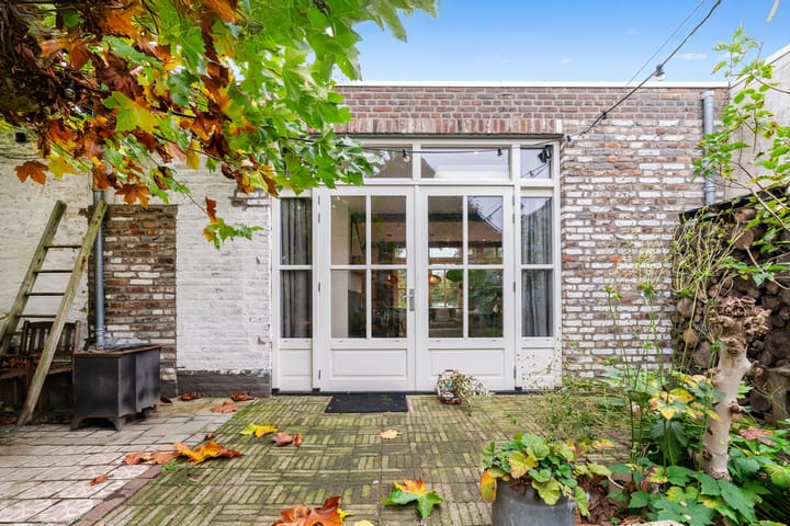 Foto 45 van Maasstraat 18