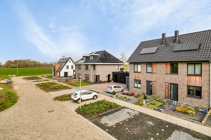 Foto 3 van Lierderbroek 10