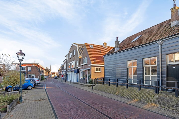 View photo 3 of Nieuwedijk 49