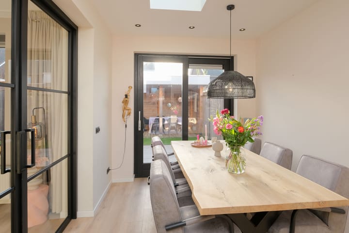 Foto 3 van Van Lunterenstraat 23