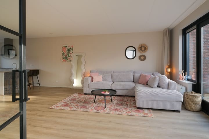 Foto 7 van Van Lunterenstraat 23