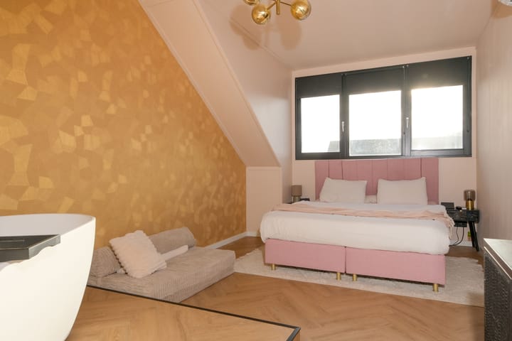 Foto 28 van Van Lunterenstraat 23