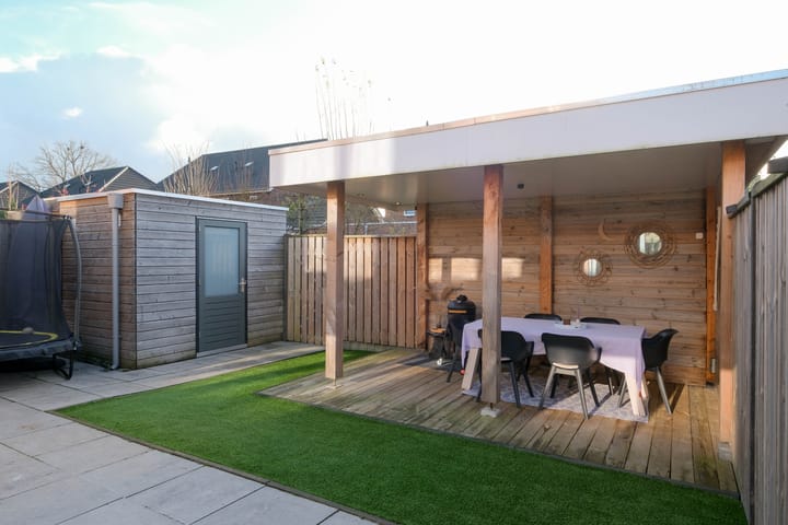 Foto 32 van Van Lunterenstraat 23