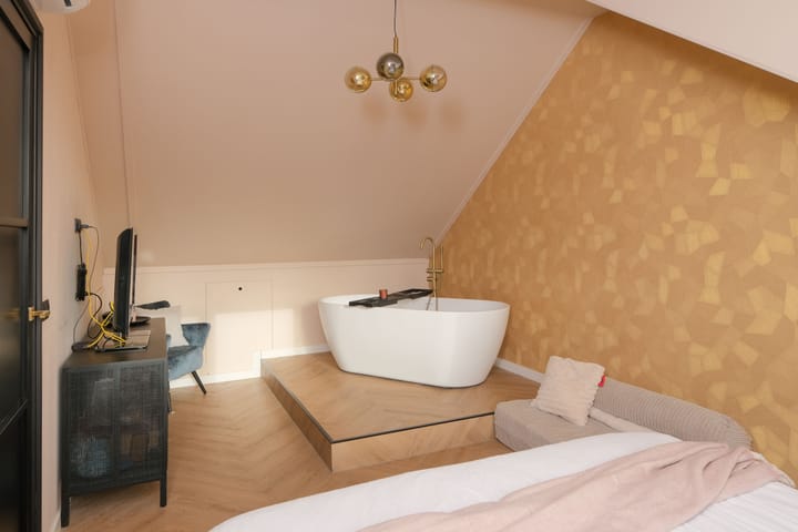 Foto 27 van Van Lunterenstraat 23