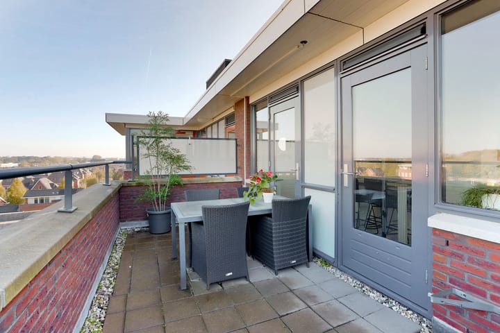 Photo 32 of Willem van Leusdenlaan 69