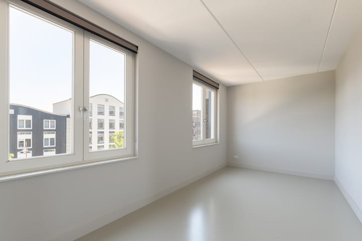 Foto 21 van Waadse Poldergracht 57