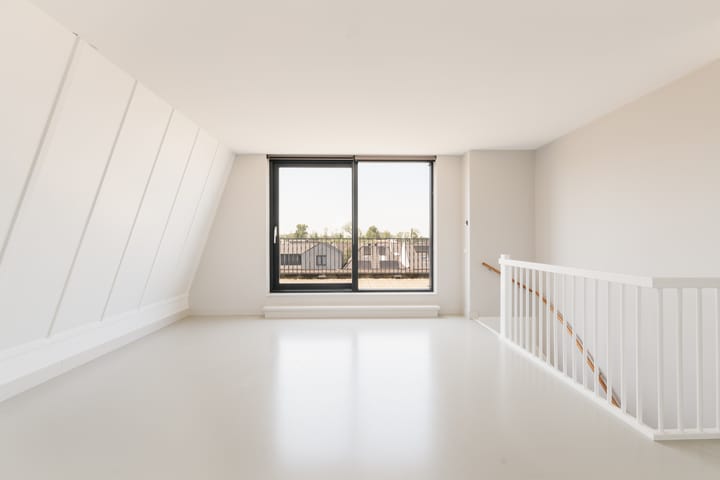 Foto 18 van Waadse Poldergracht 57