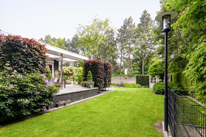 Foto 50 van Hazelaarlaan 9