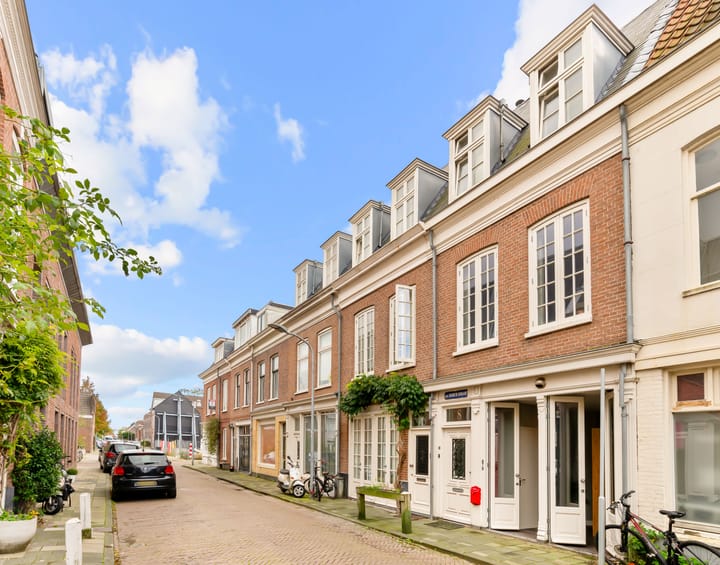 Foto 6 van Van Marumstraat 8-ZW