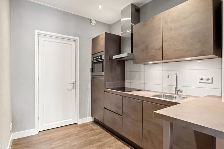 Foto 17 van Van Marumstraat 8-ZW