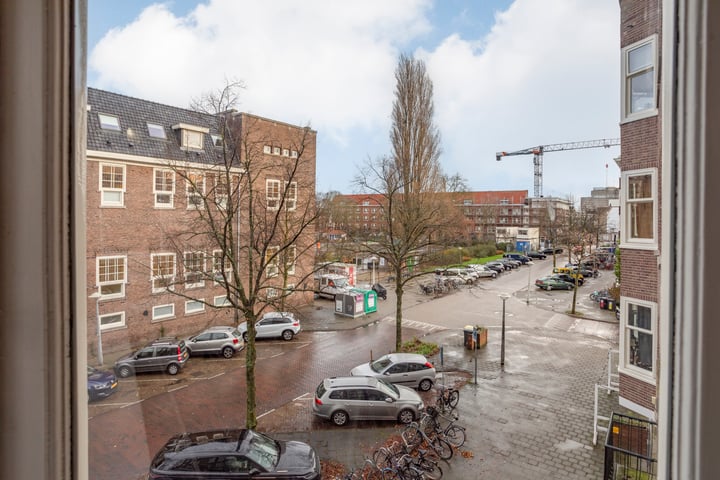 View photo 4 of Trompenburgstraat 119-2