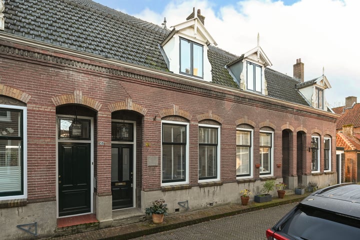 View photo 1 of St. Vitusstraat 61