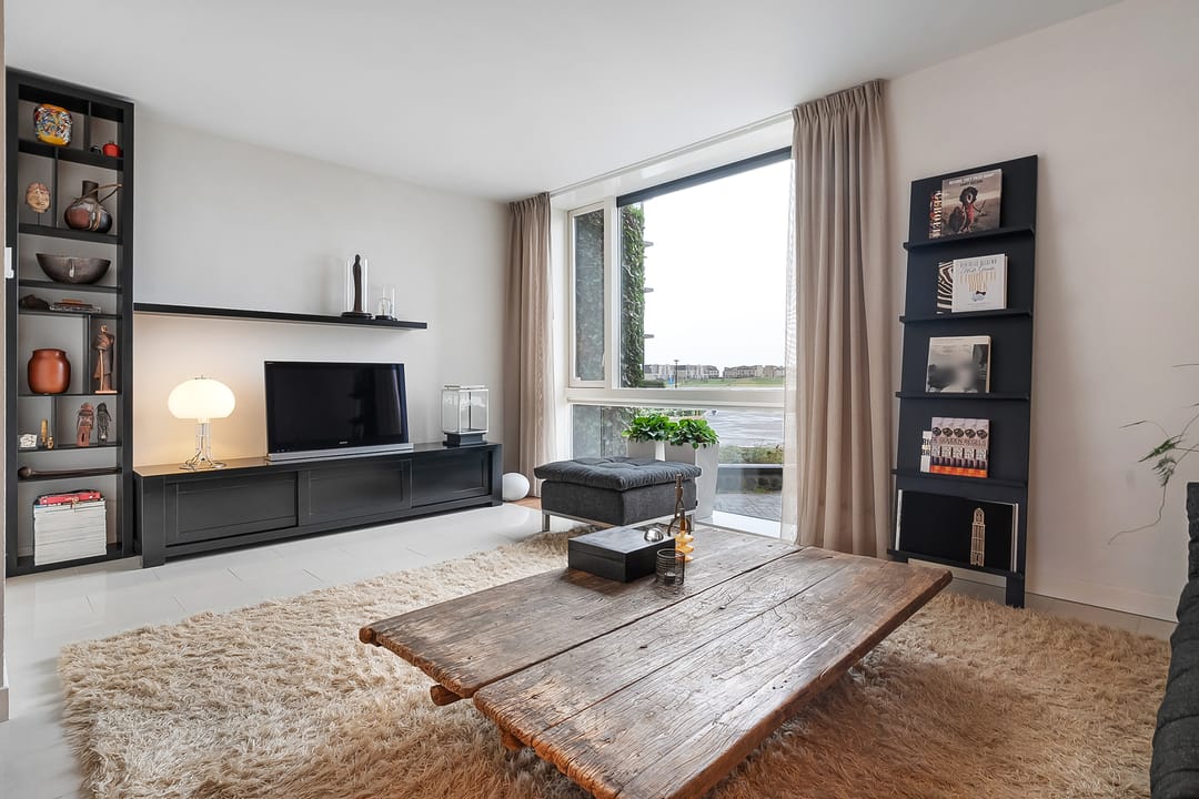 Foto 7 van Lisdodde 28