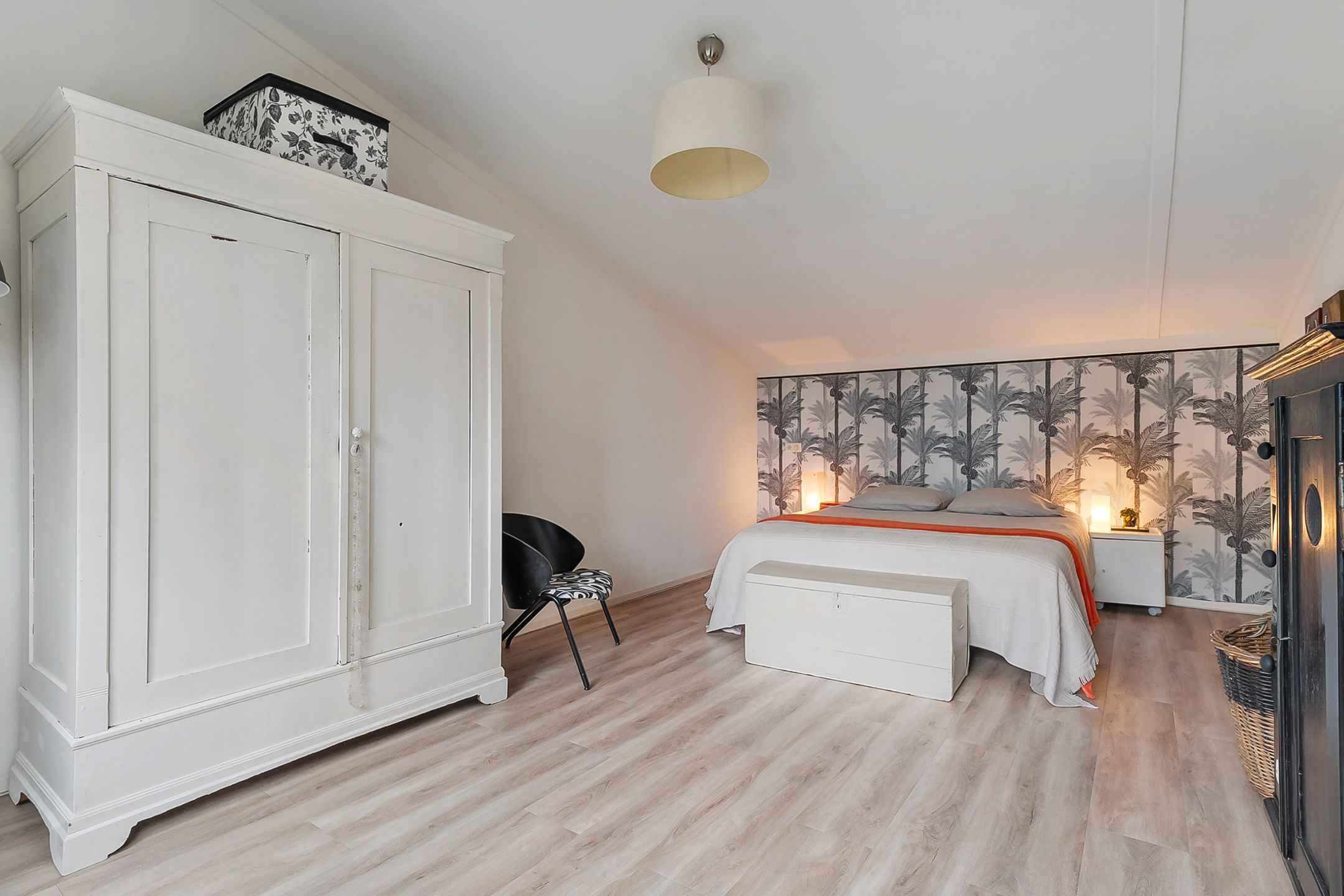 Foto 30 van Lisdodde 28