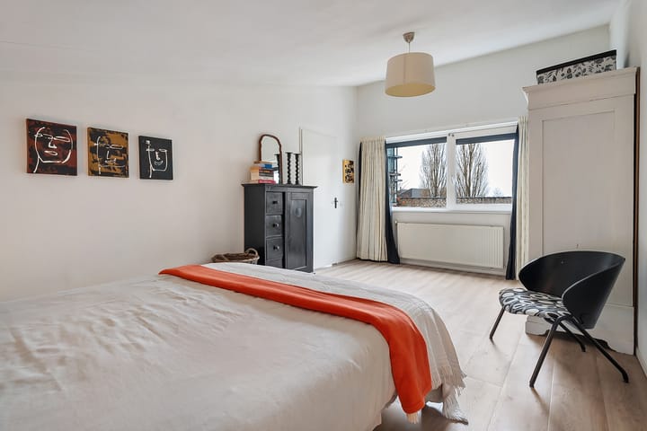 Foto 33 van Lisdodde 28