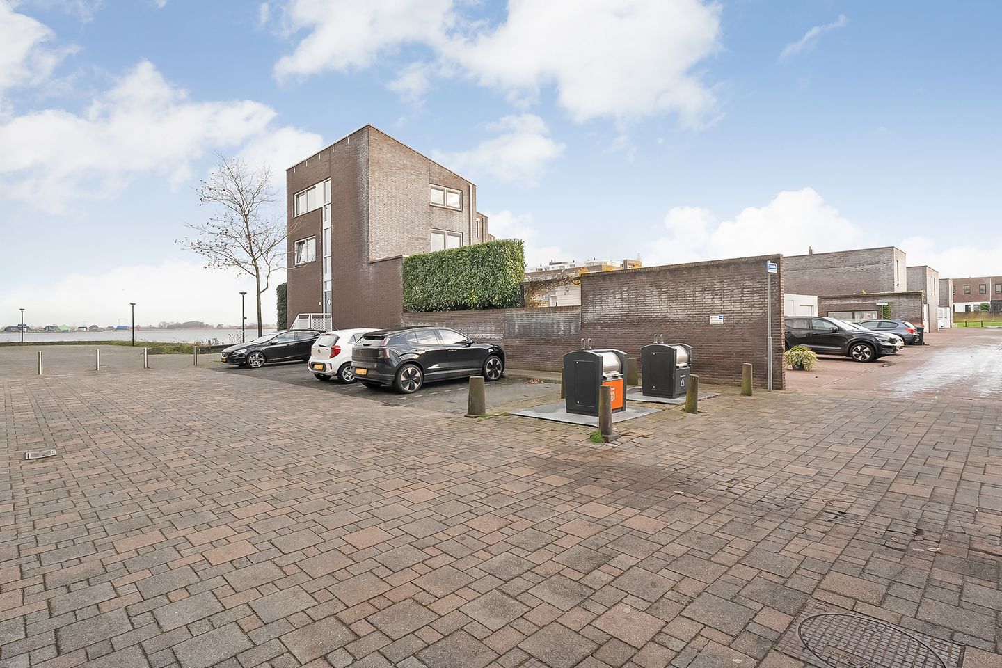 Foto 44 van Lisdodde 28