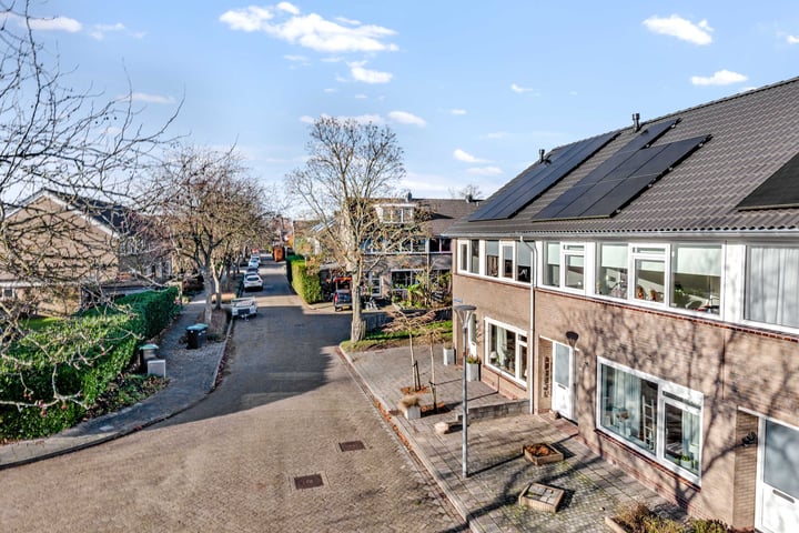 Bekijk foto 42 van Preistingestraat 57