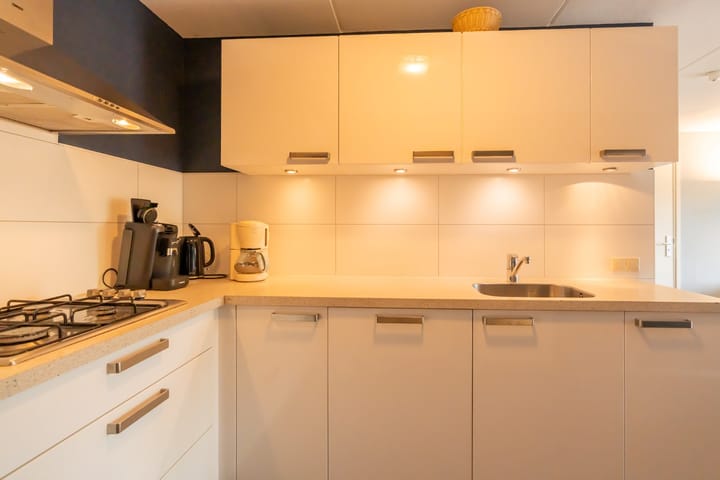 Foto 7 van Suisendijk 14-75